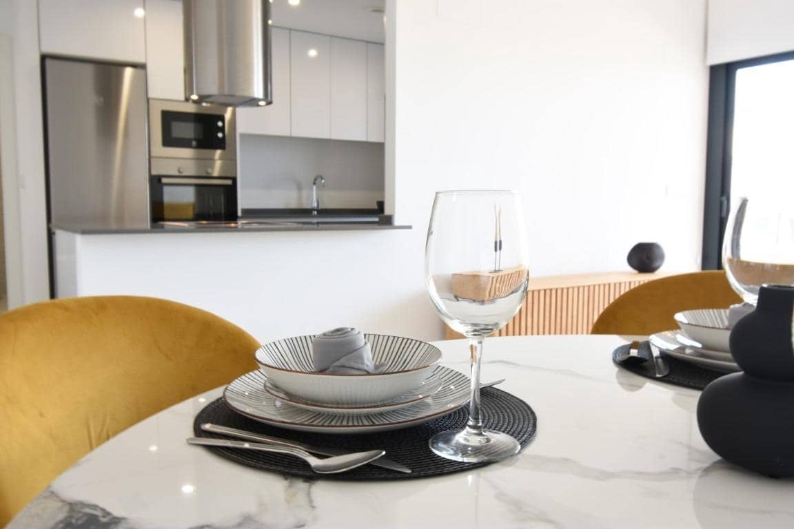 2 soveværelse Penthouse til salg i San Miguel de Salinas med swimmingpool - € 316.000 (Ref: 8863350)