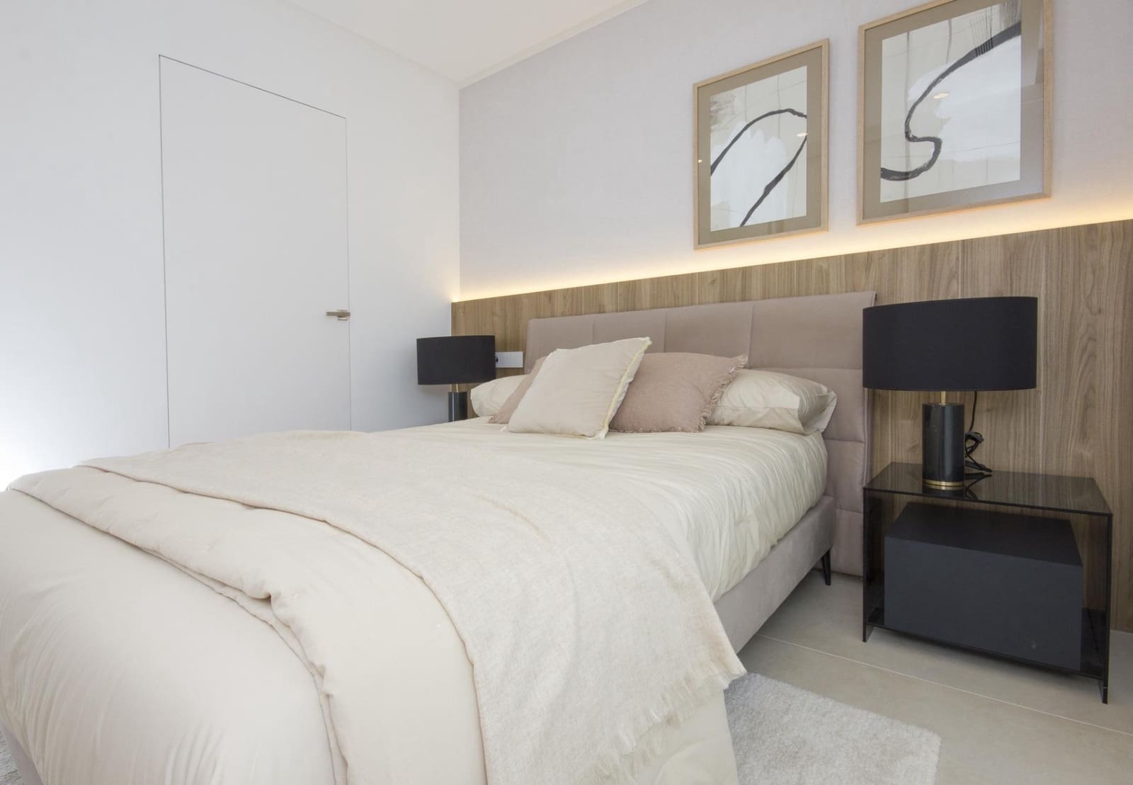 3 bedroom Villa for sale in Rojales with pool - € 669,900 (Ref: 8910176)