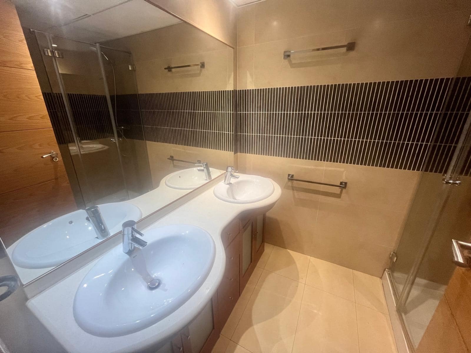 Apartamento de 2 habitaciones en Los Alcázares en venta con piscina - 130.800 € (Ref: 9000641)