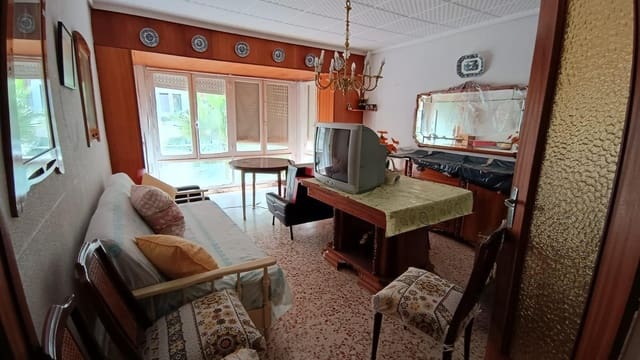 8 Zimmer Villa zu verkaufen in Centro - Muelle Pesquero, Torrevieja - 520.000 € (Ref: 9024306)