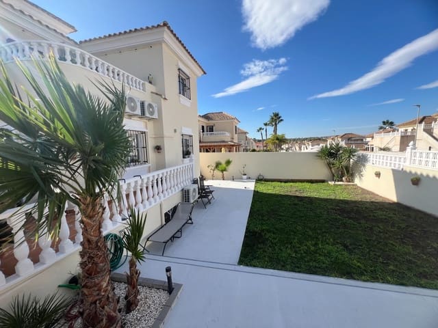 5 soveværelse Villa til salg i Algorfa - € 379.000 (Ref: 9103896)