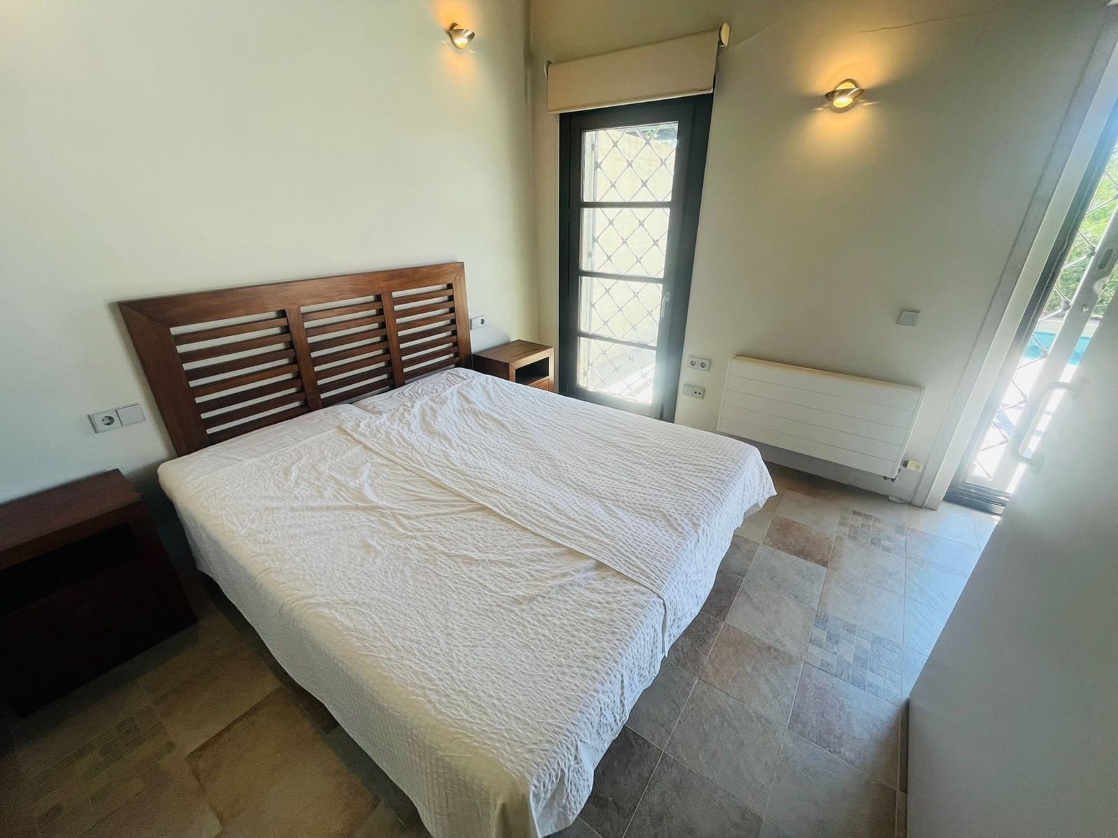 2 sypialnia Willa na sprzedaż w Avileses z basenem garażem - 290 000 € (Ref: 9126221)