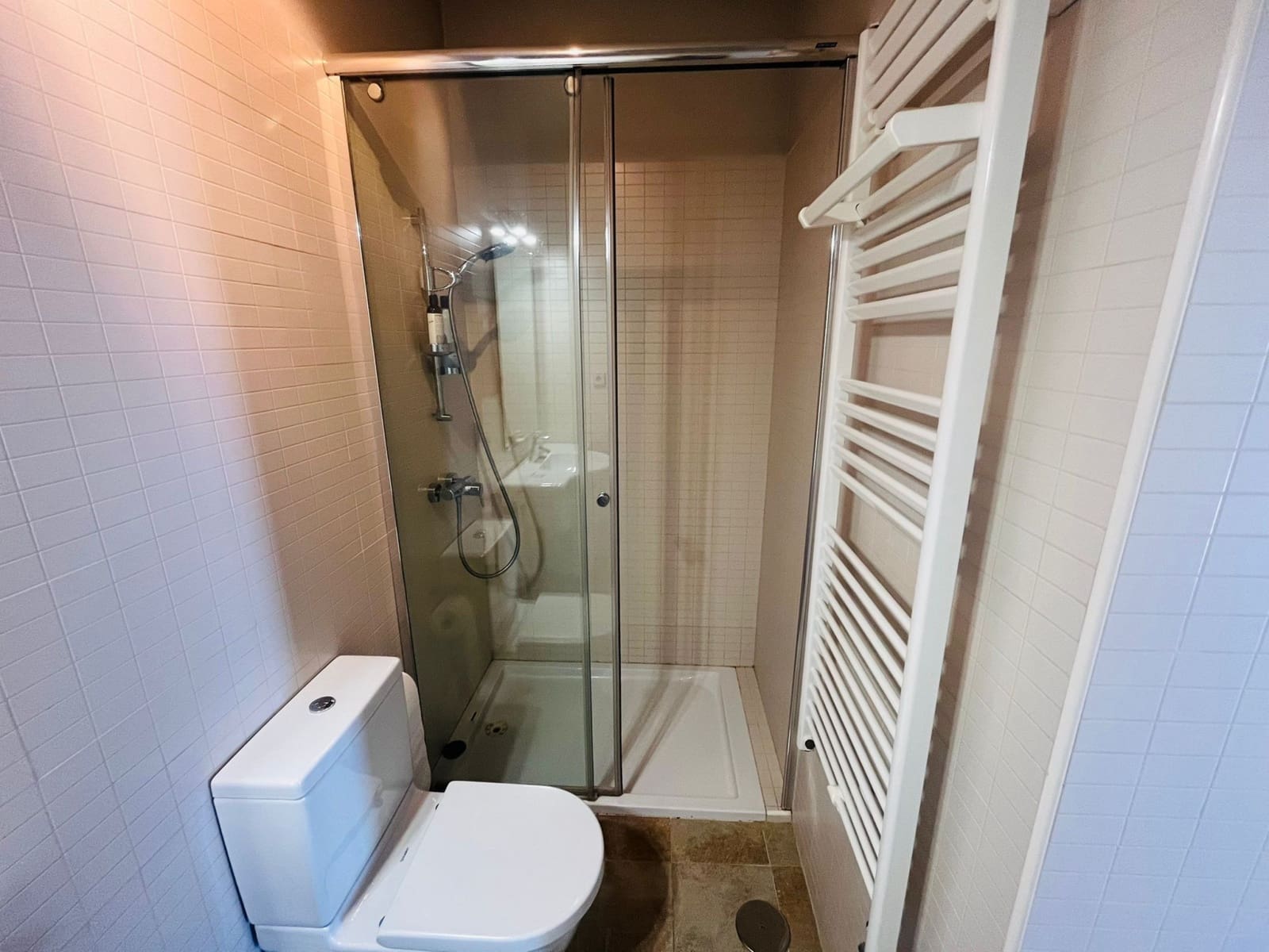 2 sypialnia Willa na sprzedaż w Avileses z basenem garażem - 290 000 € (Ref: 9126221)