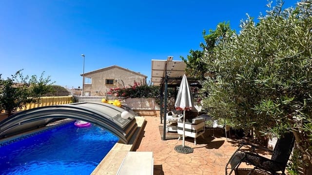 4 soveværelse Villa til salg i La Regia, Orihuela med swimmingpool - € 469.900 (Ref: 9136166)