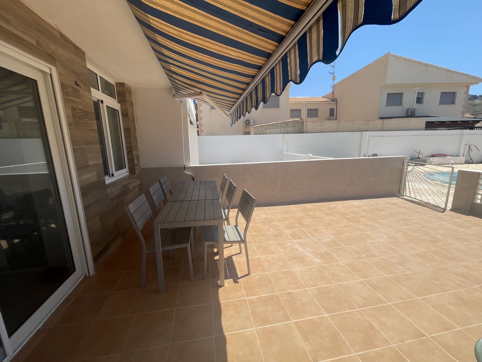 4 soverom Villa til salgs i Calabardina med svømmebasseng garasje - € 250 000 (Ref: 9138577)