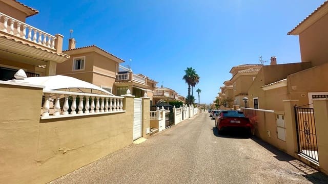 6 Zimmer Haus zu verkaufen in Los Balcones - Los Altos, Orihuela mit Pool - 339.000 € (Ref: 9167142)