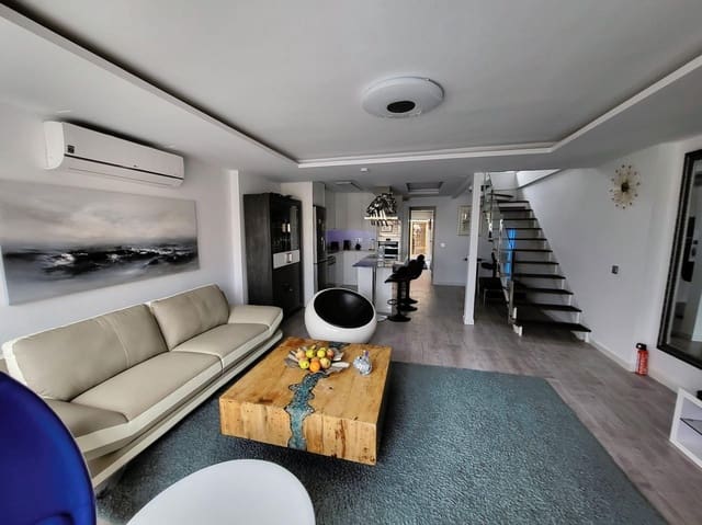 3 soveværelse Byhus til salg i El Chaparral - La Siesta - La Torreta, Torrevieja med swimmingpool - € 285.000 (Ref: 9172391)
