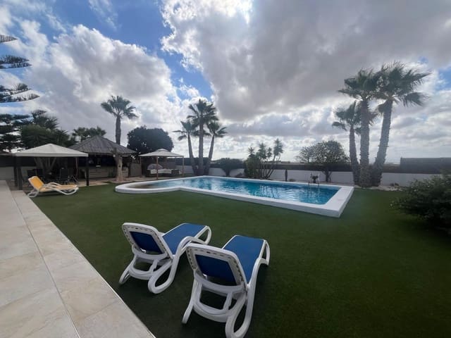 6 soverom Villa til salgs i Gea y Truyols, Murcia by med svømmebasseng - € 569 950 (Ref: 9211413)