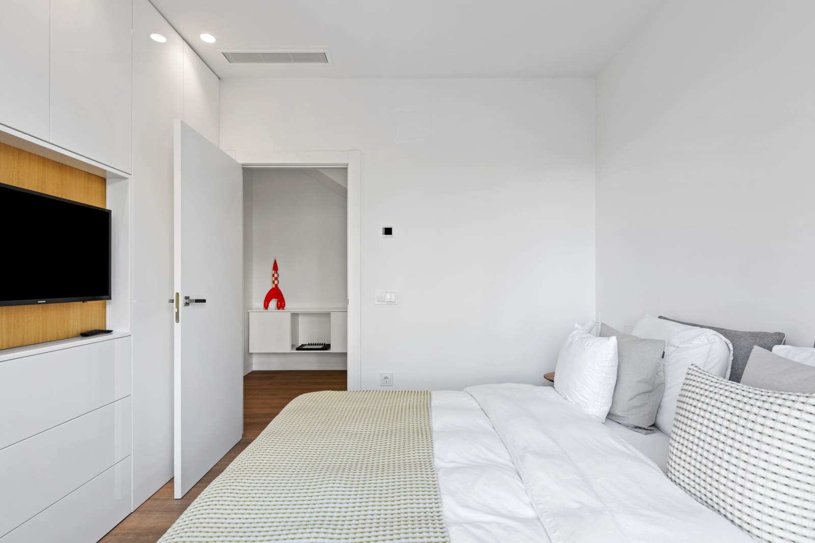 Chalet de 4 habitaciones en Las Colinas Golf en venta con piscina garaje - 799.000 € (Ref: 9254238)