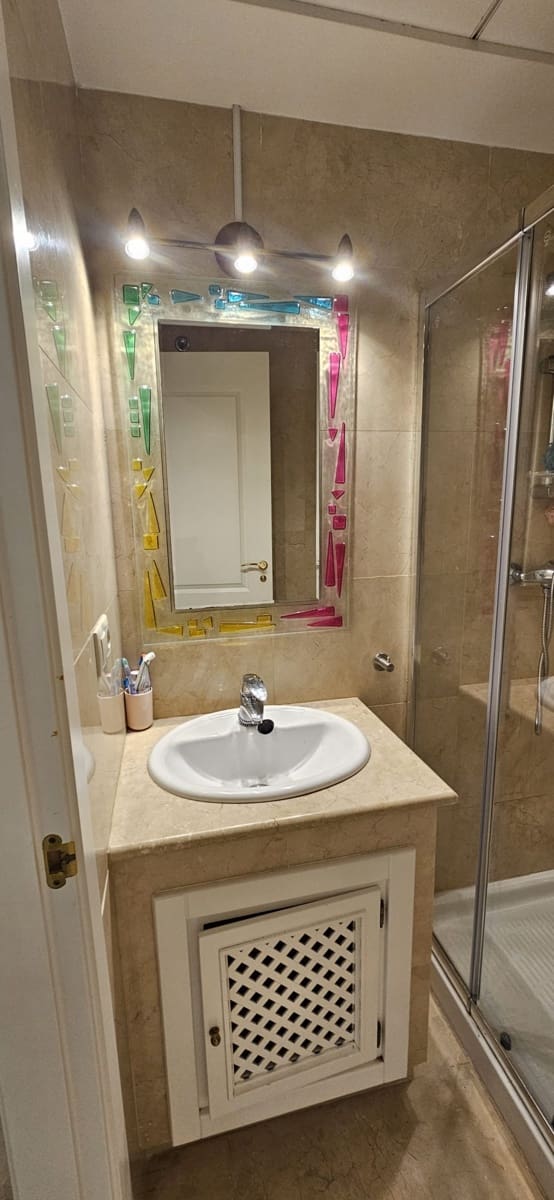 Apartamento de 2 habitaciones en Roda en venta con piscina - 159.900 € (Ref: 9297120)