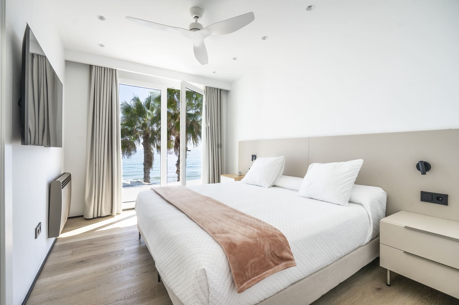 3 soveværelse Villa til salg i La Manga del Mar Menor med garage - € 1.650.000 (Ref: 9378373)