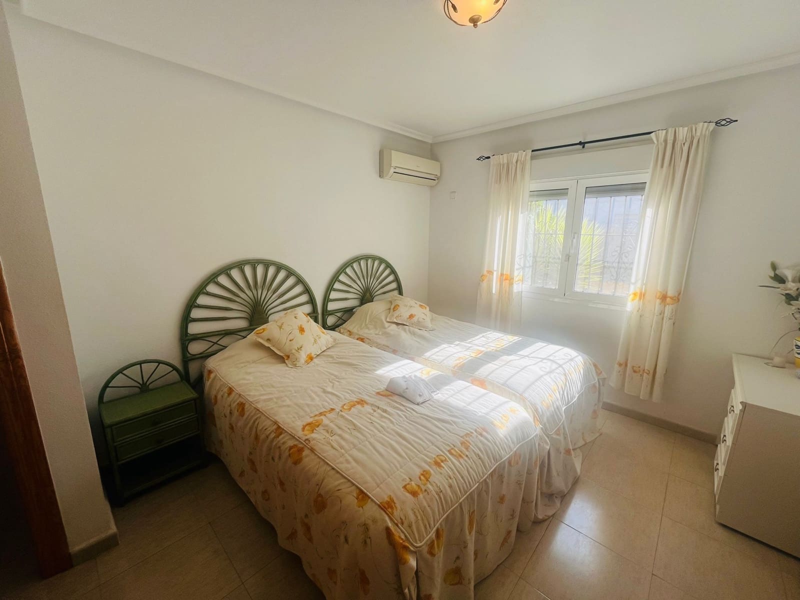 4 soveværelse Villa til salg i Gea y Truyols med swimmingpool garage - € 310.000 (Ref: 9392036)