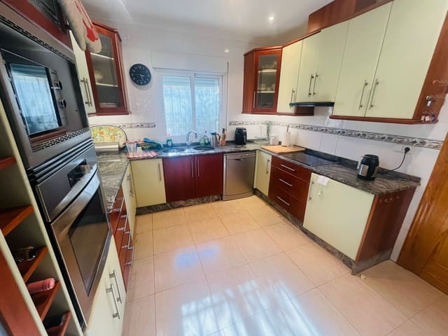 4 soveværelse Villa til salg i Gea y Truyols, Murcia by med swimmingpool garage - € 310.000 (Ref: 9392036)