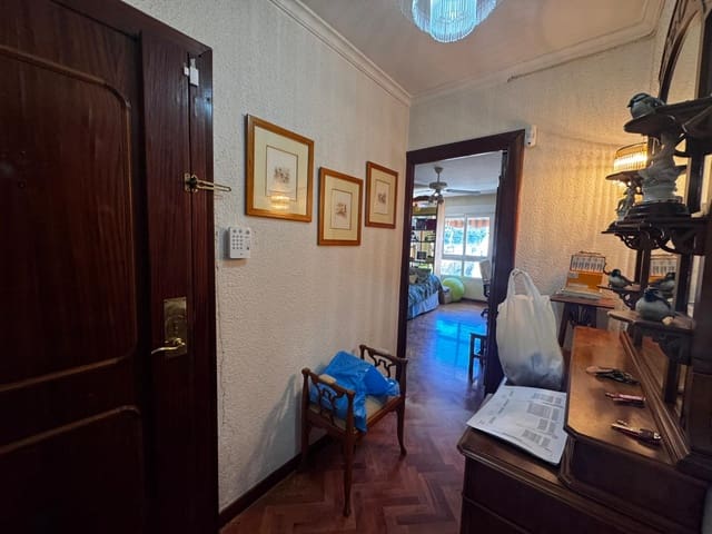 3 bedroom Apartment for sale in Cartagena Ciudad, Cartagena - € 350,000 (Ref: 9603675)