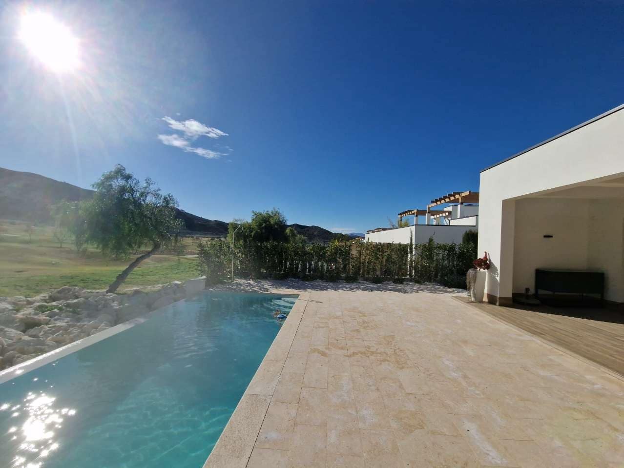 3 slaapkamer Villa te koop in Monforte del Cid met zwembad - € 795.000 (Ref: 9620703)