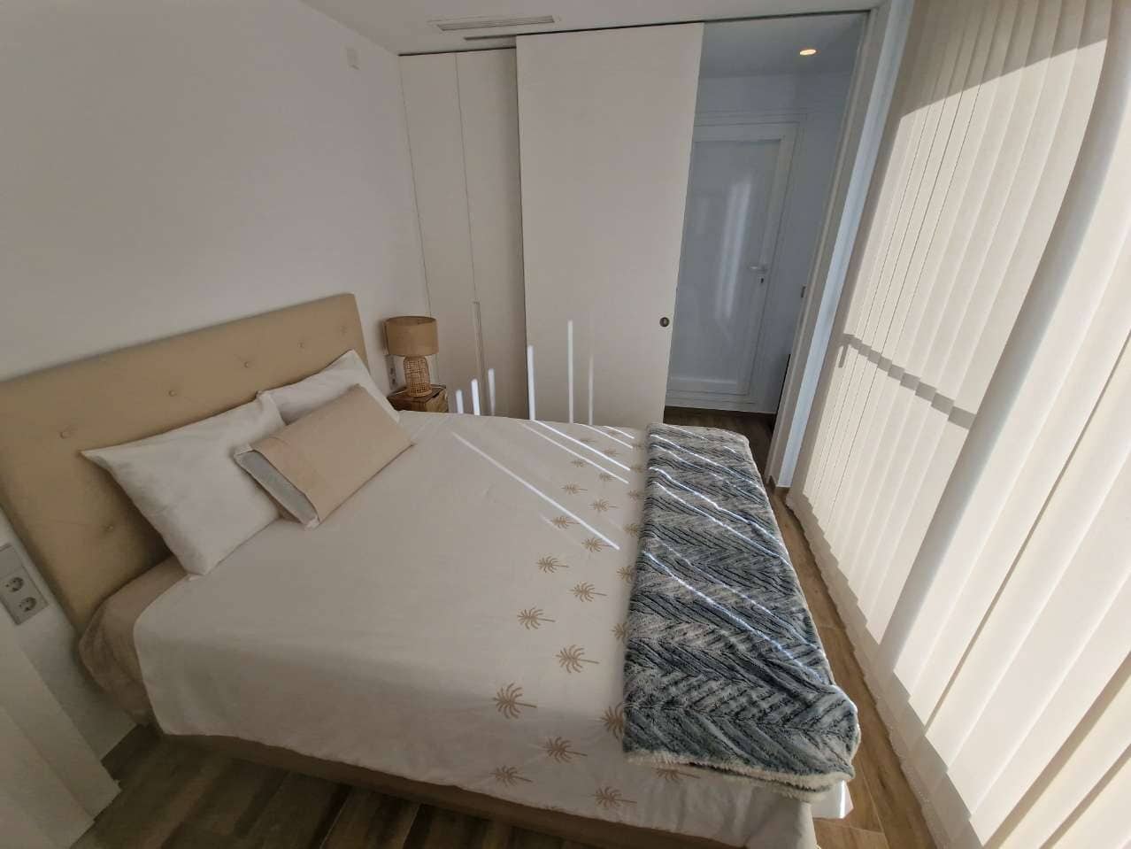 3 slaapkamer Villa te koop in Monforte del Cid met zwembad - € 795.000 (Ref: 9620703)