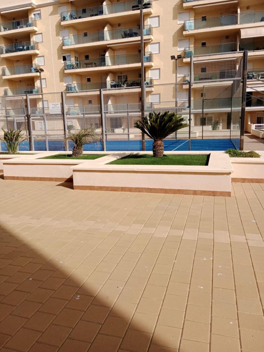 Apartamento de 2 habitaciones en La Manga del Mar Menor en venta con garaje - 225.000 € (Ref: 9751432)