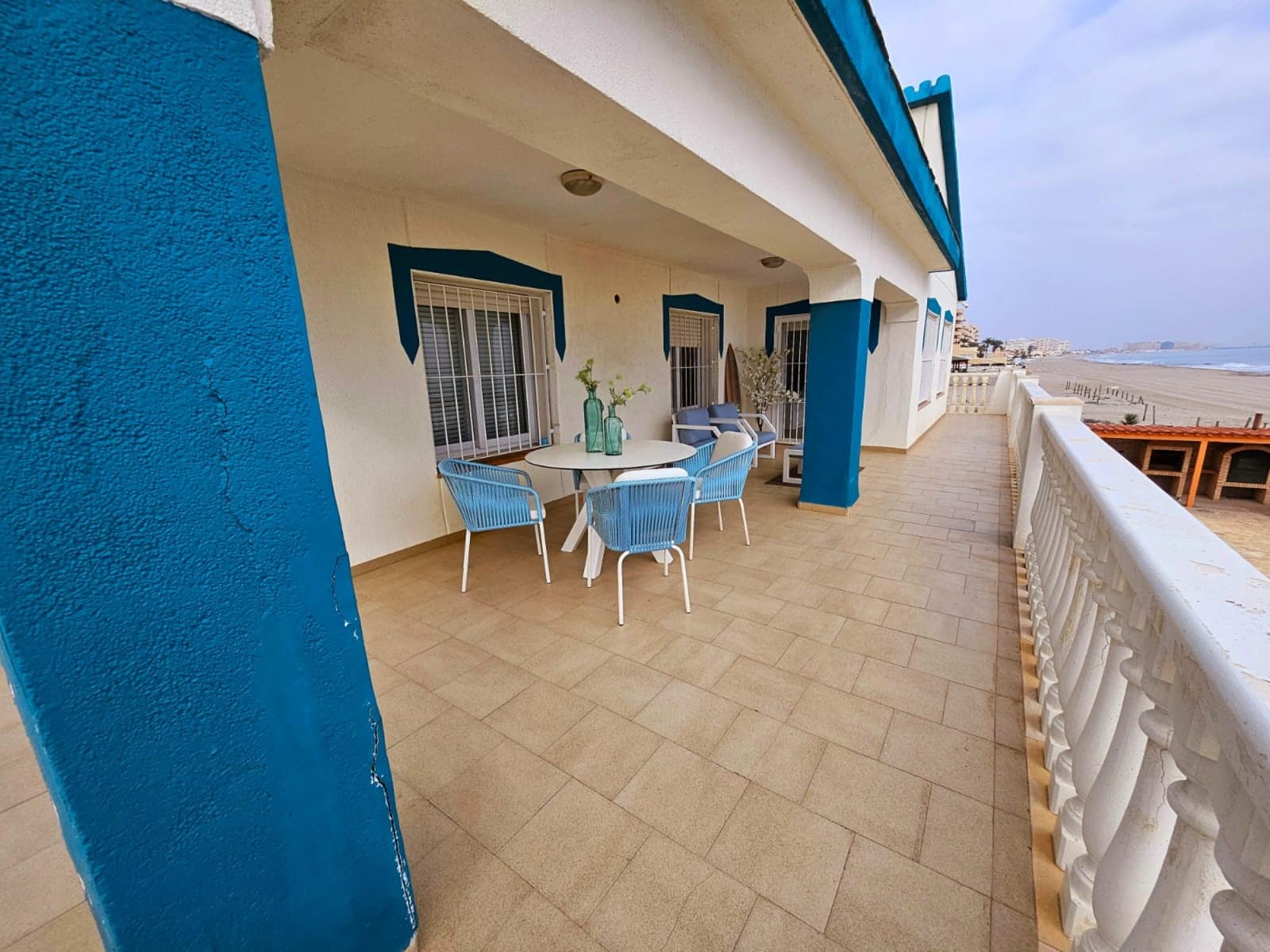 6 chambre Villa/Maison à vendre à La Manga del Mar Menor avec garage - 859 000 € (Ref: 9777346)