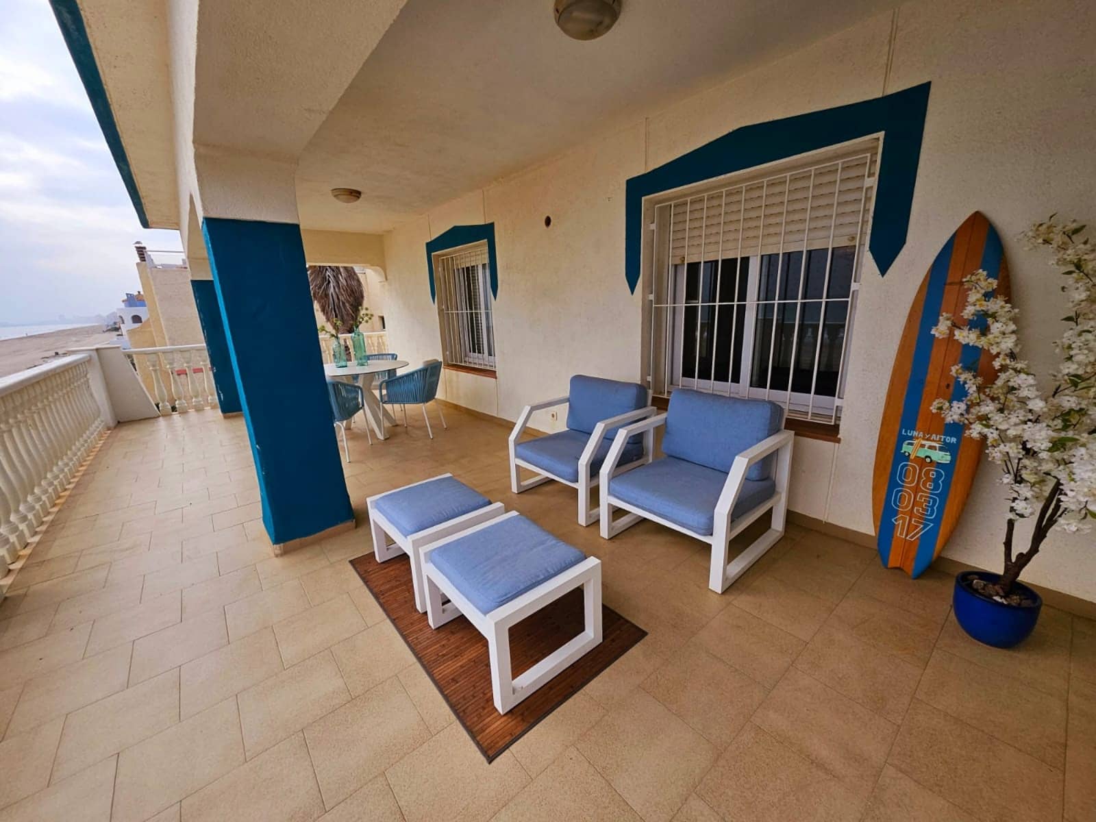 6 chambre Villa/Maison à vendre à La Manga del Mar Menor avec garage - 859 000 € (Ref: 9777346)