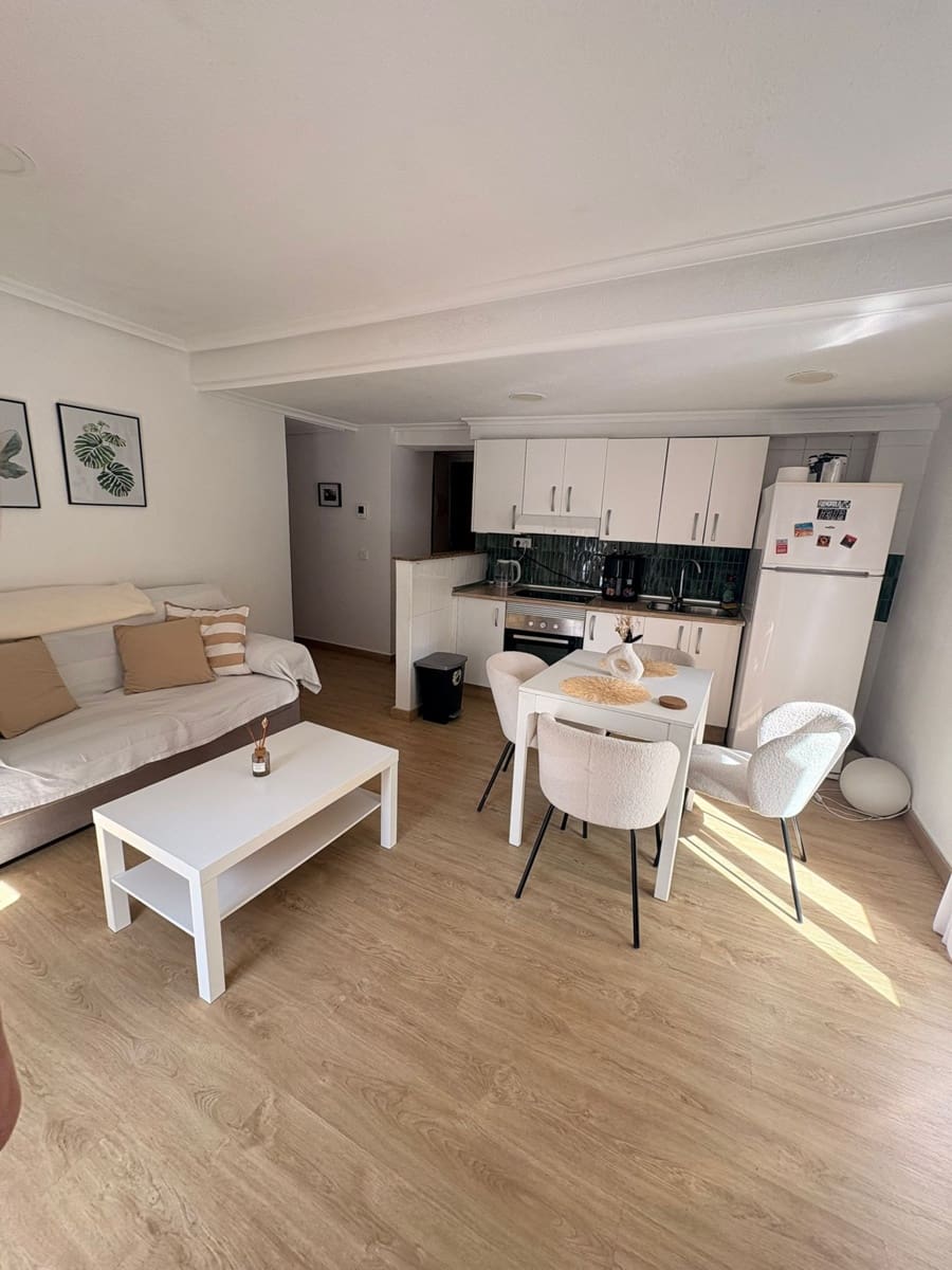 2 bedroom Apartment for sale in Cartagena with garage - € 150,000 (Ref: 9807409)