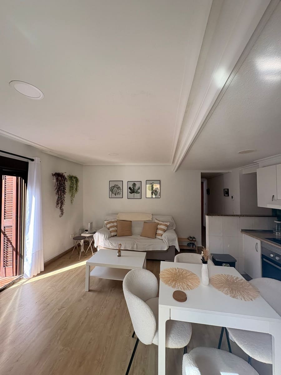 2 bedroom Apartment for sale in Cartagena with garage - € 150,000 (Ref: 9807409)