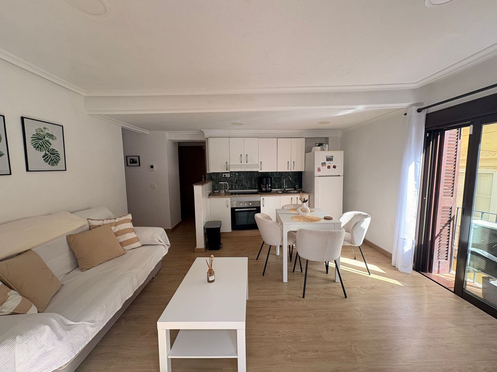 2 bedroom Apartment for sale in Cartagena with garage - € 150,000 (Ref: 9807409)