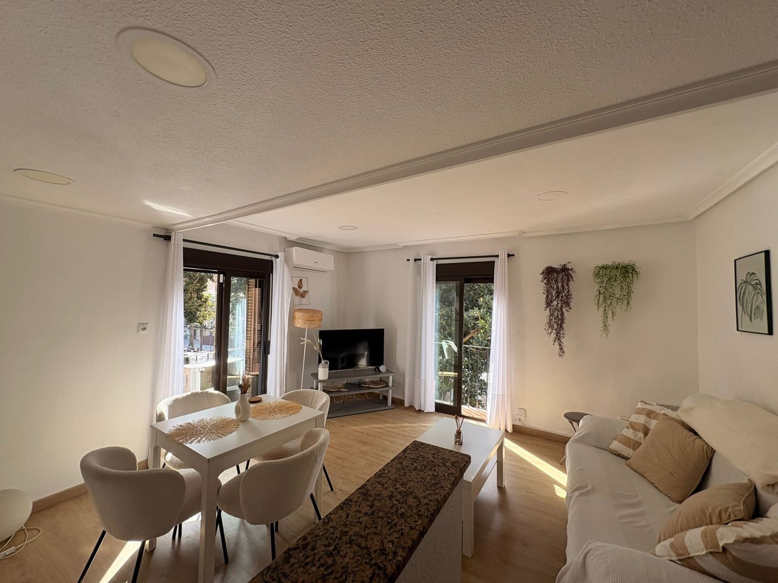 2 bedroom Apartment for sale in Cartagena with garage - € 150,000 (Ref: 9807409)