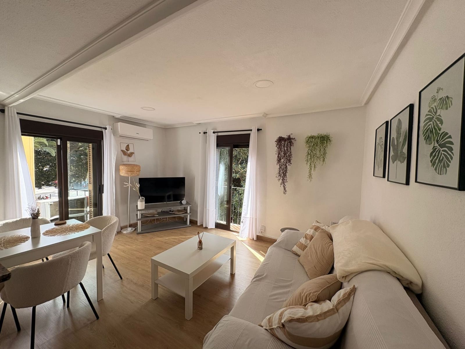 2 bedroom Apartment for sale in Cartagena with garage - € 150,000 (Ref: 9807409)