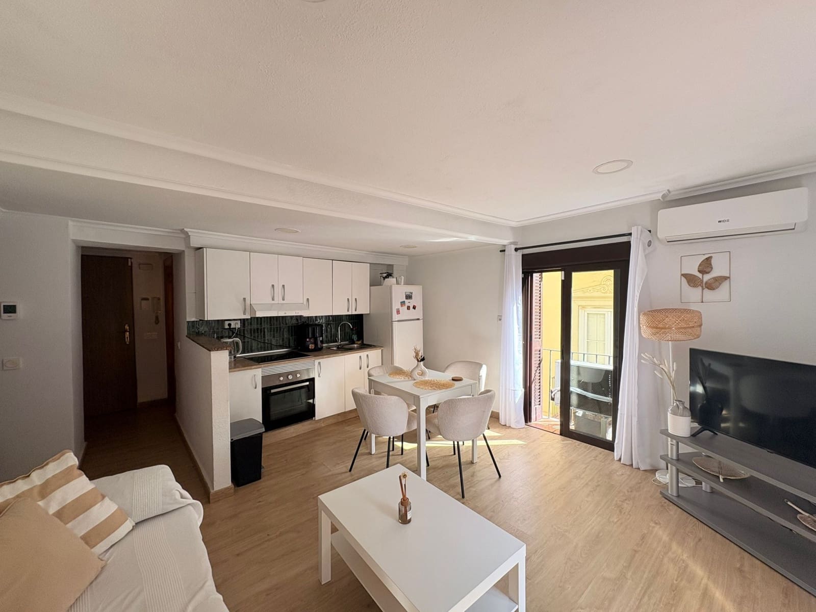 2 bedroom Apartment for sale in Cartagena with garage - € 150,000 (Ref: 9807409)