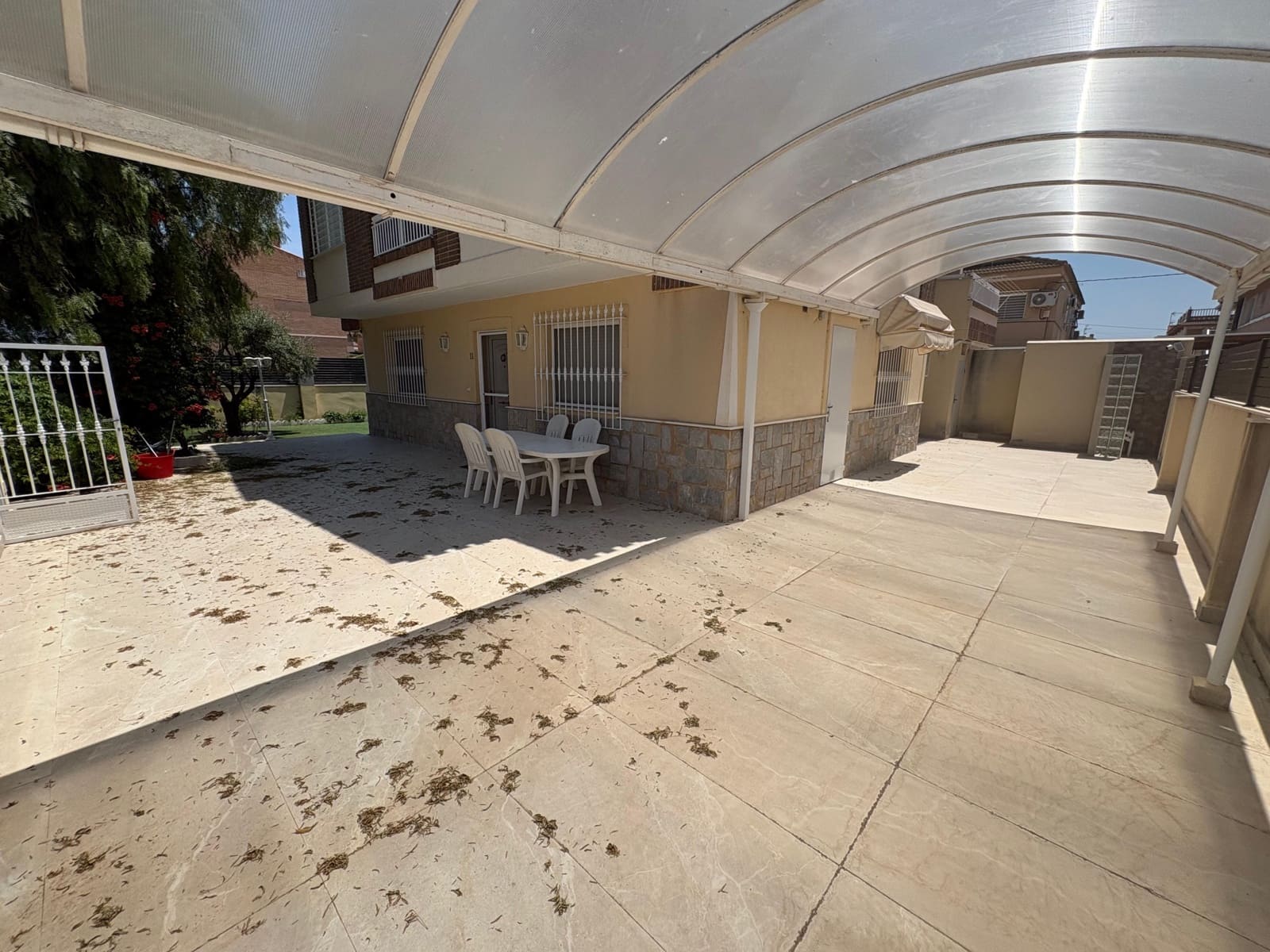 4 bedroom Apartment for sale in Los Narejos with garage - € 380,000 (Ref: 9875456)