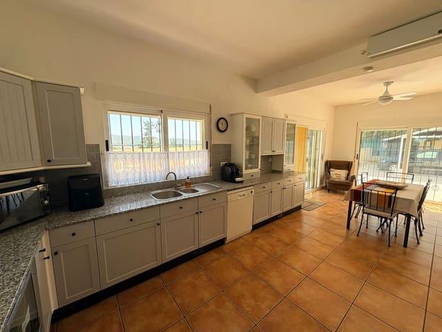 4 camera da letto Villa in vendita in Cañada de San Pedro, Murcia città con piscina garage - 380.000 € (Rif: 9880336)