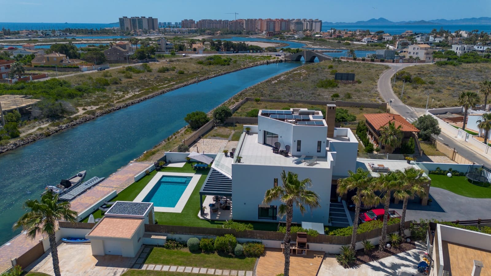 4 chambre Villa/Maison à vendre à La Manga del Mar Menor avec garage - 2 150 000 € (Ref: 9909809)