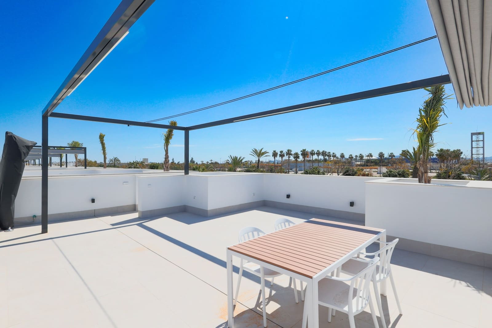 3 soverom Villa til salgs i Torre-Pacheco med svømmebasseng garasje - € 695 000 (Ref: 9969160)