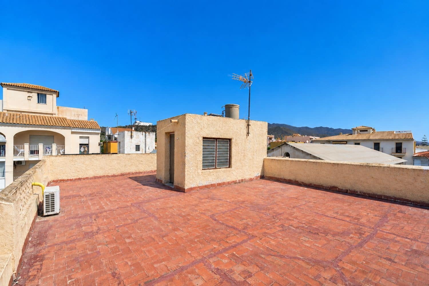 4 sovrum Hus till salu i Villaricos med garage - 369 000 € (Ref: 10034863)