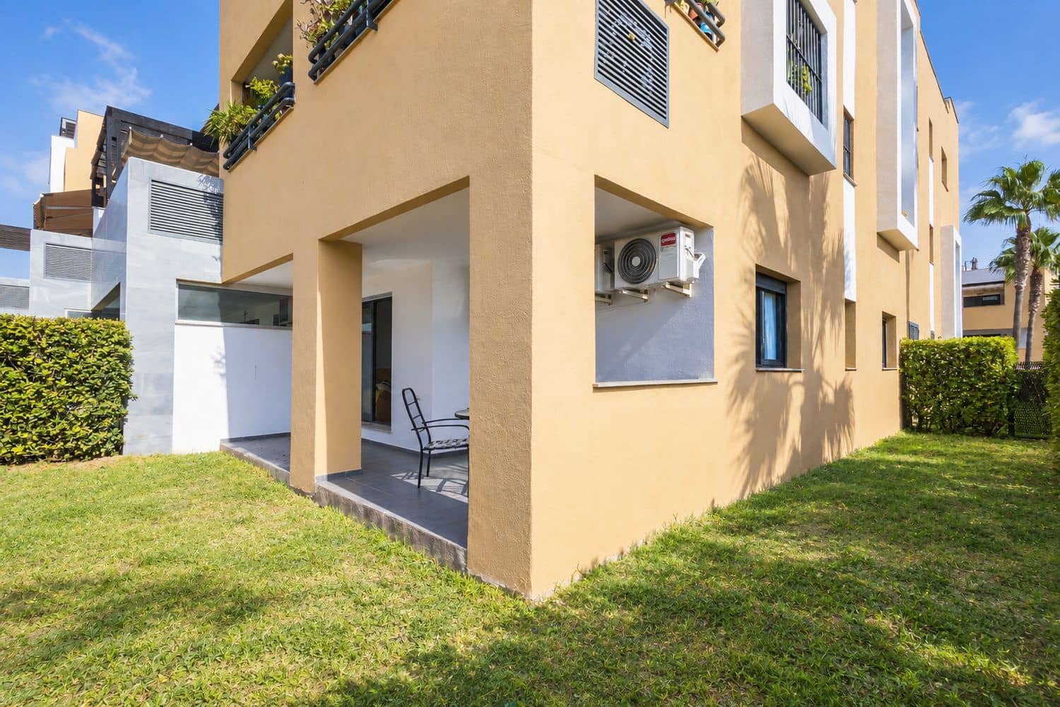 2 soverom Leilighet til salgs i Vera med svømmebasseng garasje - € 249 000 (Ref: 10057873)