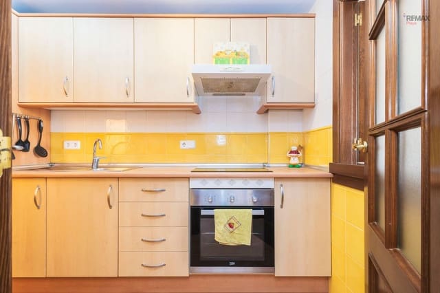 Apartamento de 2 habitaciones en Puerto Vera - Las Salinas, Vera en alquiler con piscina garaje - 750 € (Ref: 10088799)