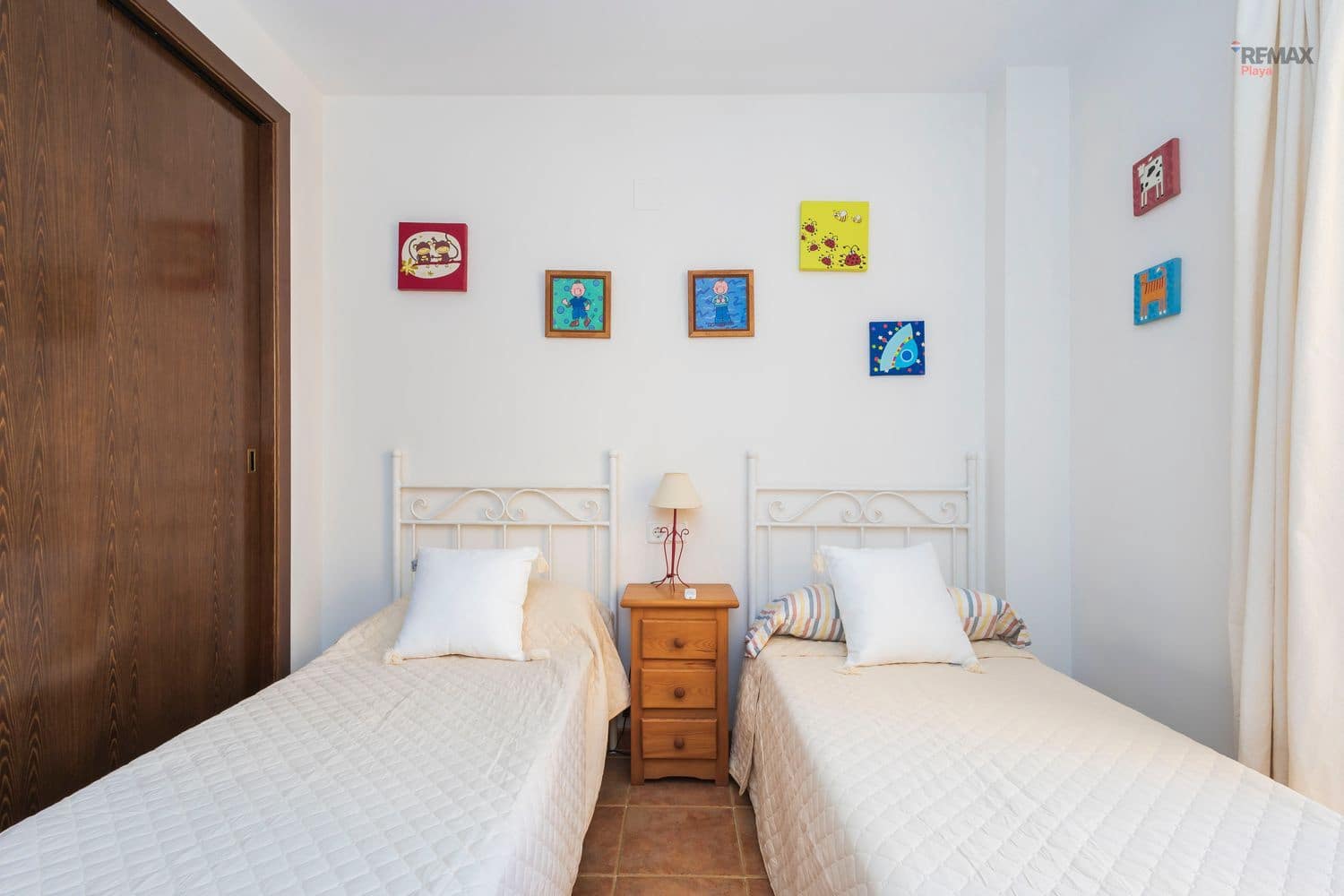 Apartamento de 2 habitaciones en Vera en alquiler con piscina garaje - 750 € (Ref: 10088799)