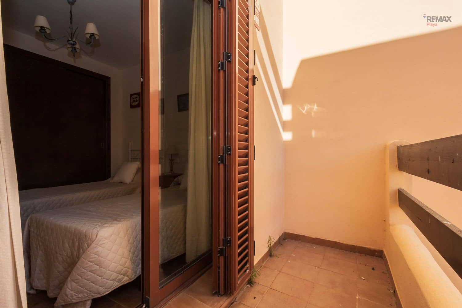 Apartamento de 2 habitaciones en Vera en alquiler con piscina garaje - 750 € (Ref: 10088799)