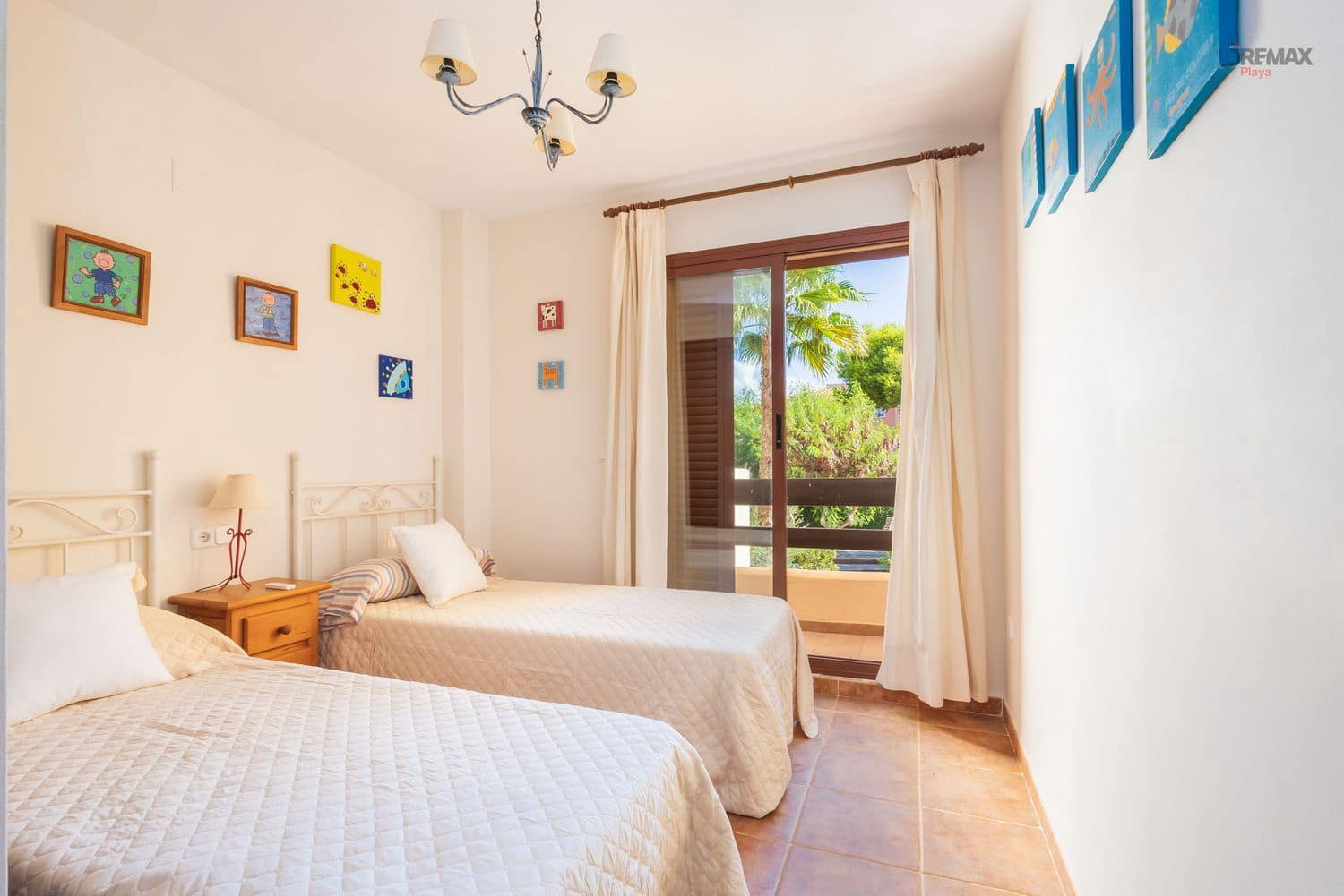 Apartamento de 2 habitaciones en Vera en alquiler con piscina garaje - 750 € (Ref: 10088799)