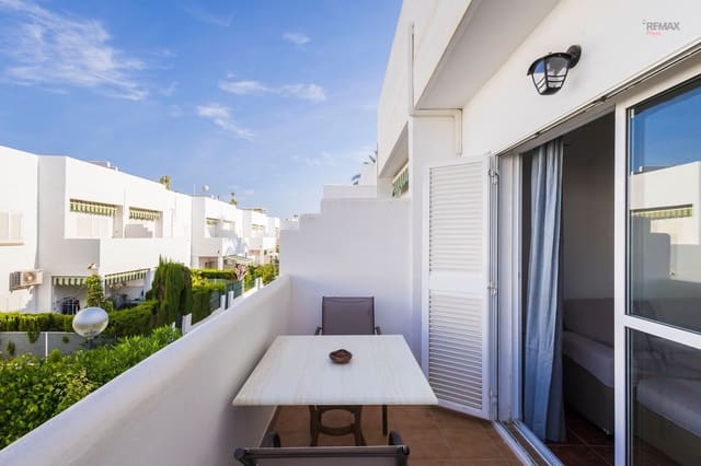 1 makuuhuone Huoneisto vuokrattavana paikassa Las Marinas - Pueblo Laguna, Vera mukana uima-altaan 
autotalli - 650 € (Ref: 10131159)