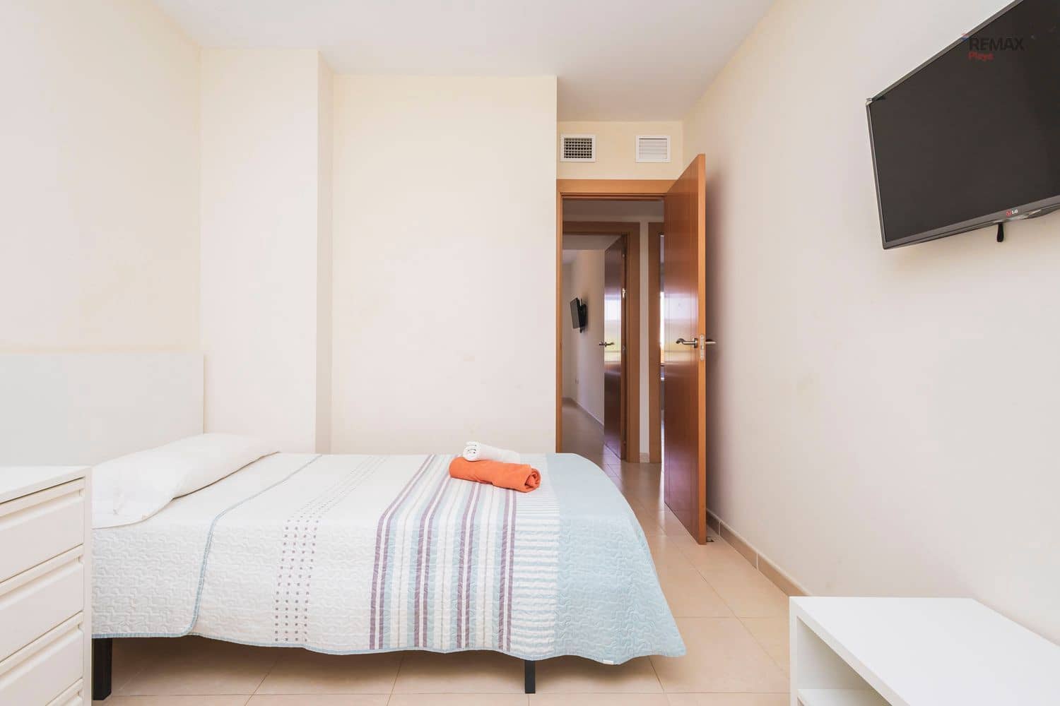 2 bedroom Apartment for rent in Vera with pool garage - € 800 (Ref: 10141517)