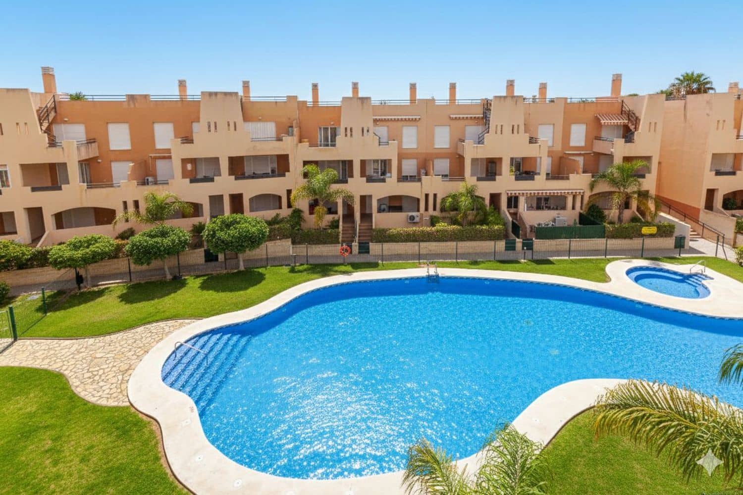 2 bedroom Apartment for rent in Vera with pool garage - € 800 (Ref: 10141517)