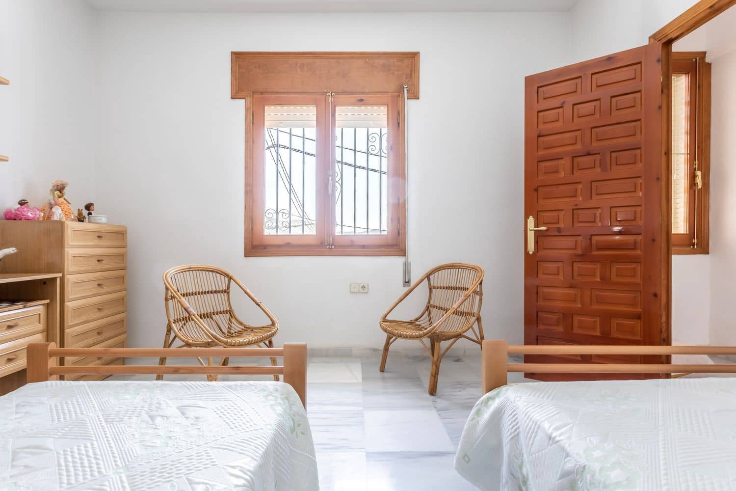 5 soverom Villa til salgs i Oria med garasje - € 158 000 (Ref: 7701579)