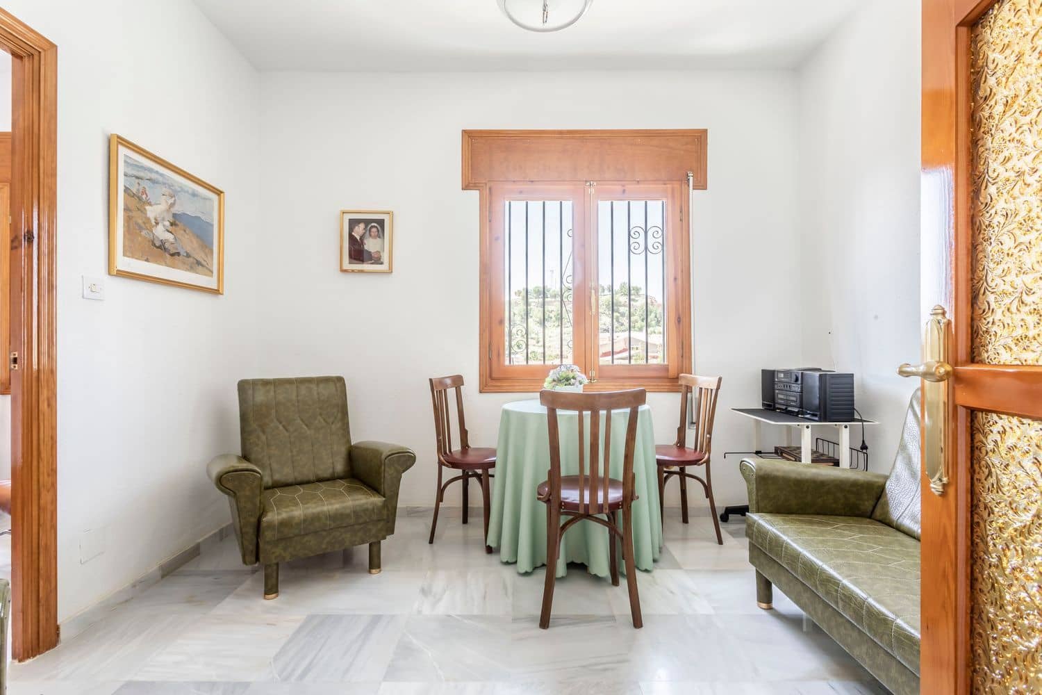 5 soverom Villa til salgs i Oria med garasje - € 158 000 (Ref: 7701579)