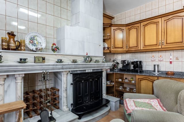 5 soverom Villa til salgs i Oria med garasje - € 158 000 (Ref: 7701579)