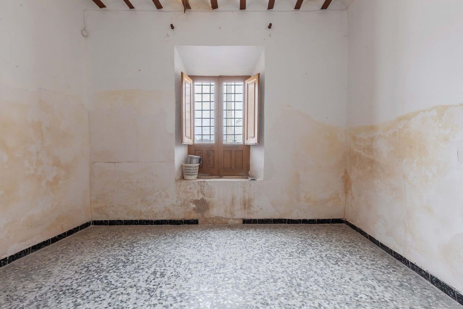 7 soveværelse Finca/Landehus til salg i Arboleas med garage - € 67.000 (Ref: 8387778)