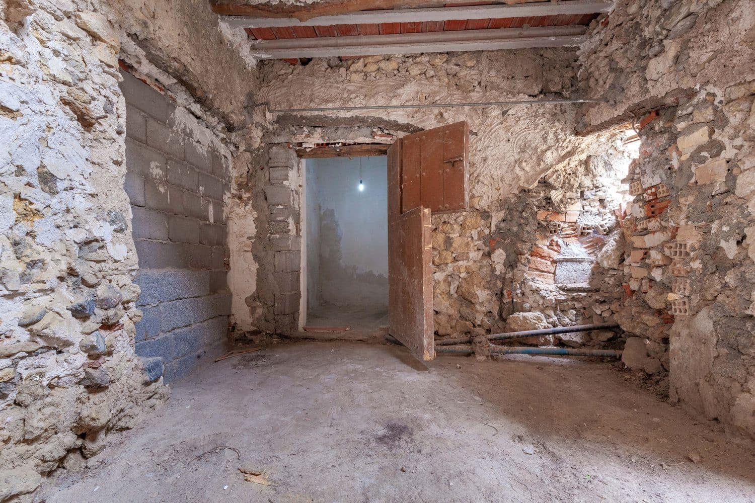 7 soveværelse Finca/Landehus til salg i Arboleas med garage - € 67.000 (Ref: 8387778)