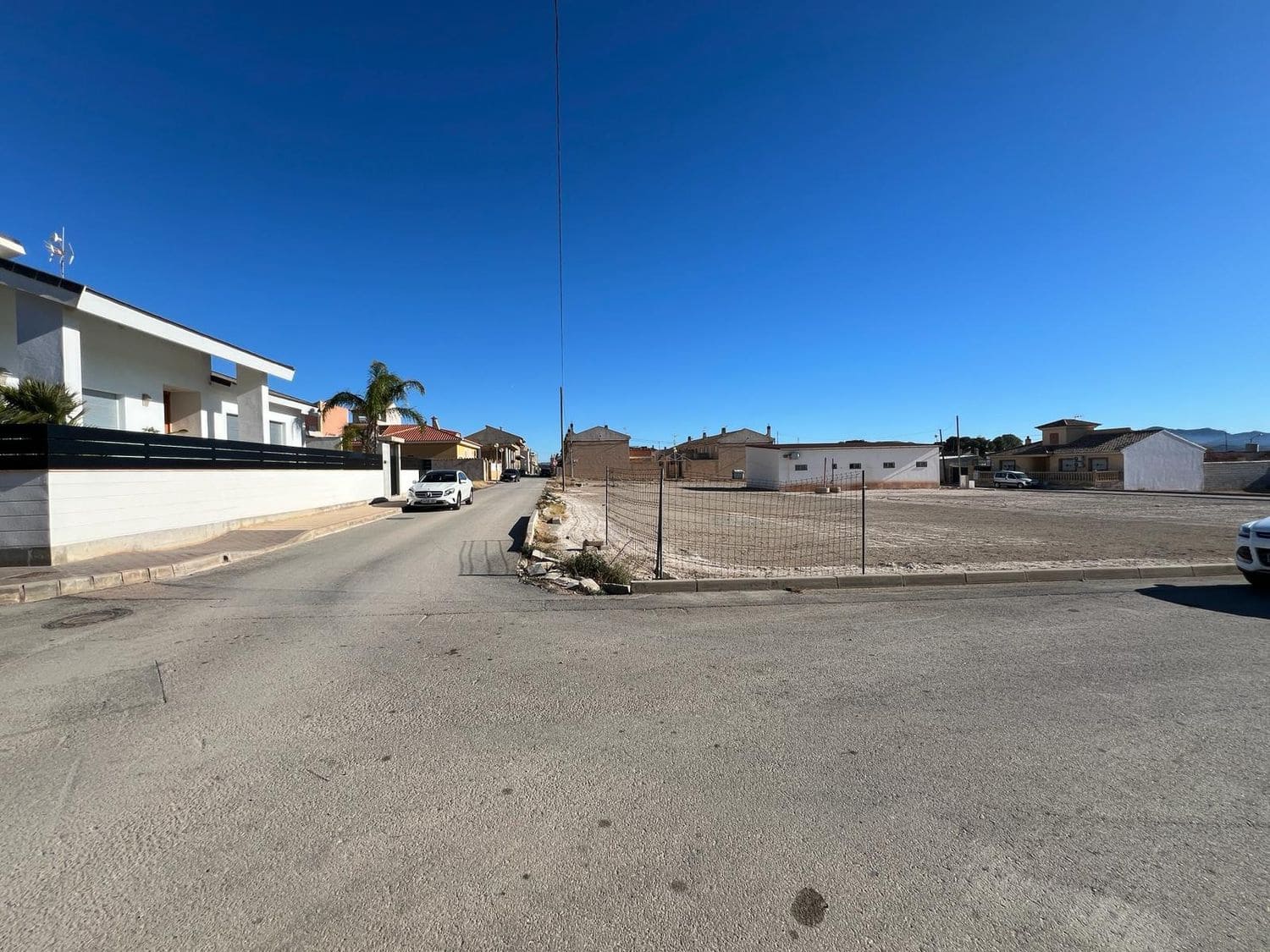 Grunde uden byggetilladelser til salg i Almendricos - € 40.000 (Ref: 8411180)