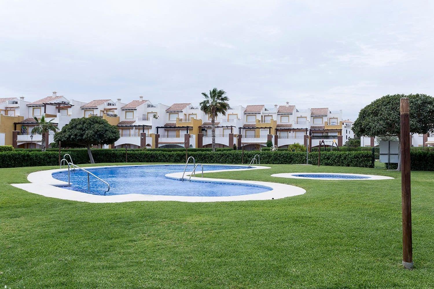 2 Zimmer Apartment zu vermieten in Vera mit Pool Garage - 850 € (Ref: 8619669)