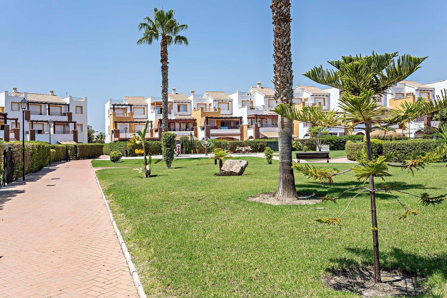 2 Zimmer Apartment zu vermieten in Vera mit Pool Garage - 850 € (Ref: 8619669)